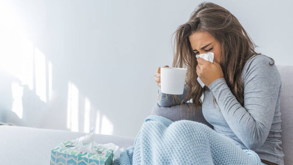 6 tips para no enfermarse de gripa en invierno