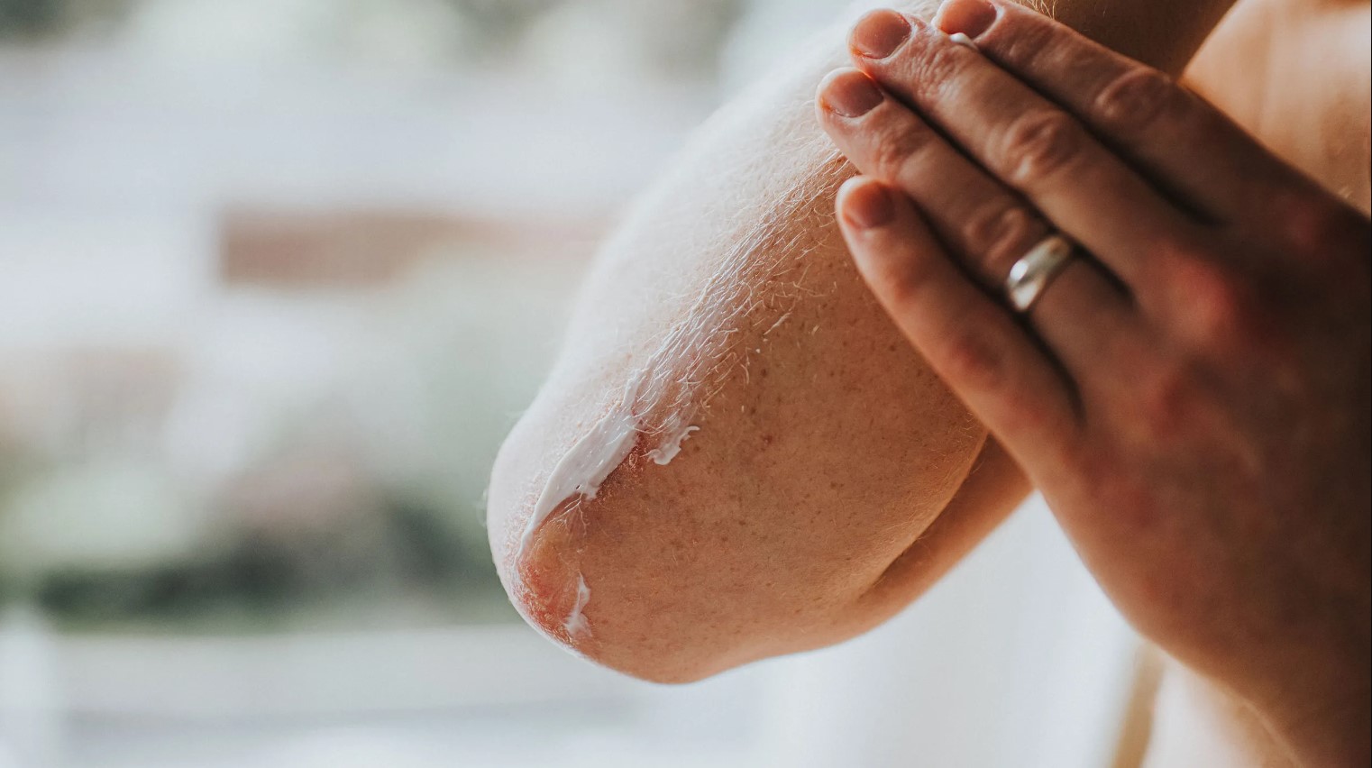 ¿Debo usar crema en la piel diario?